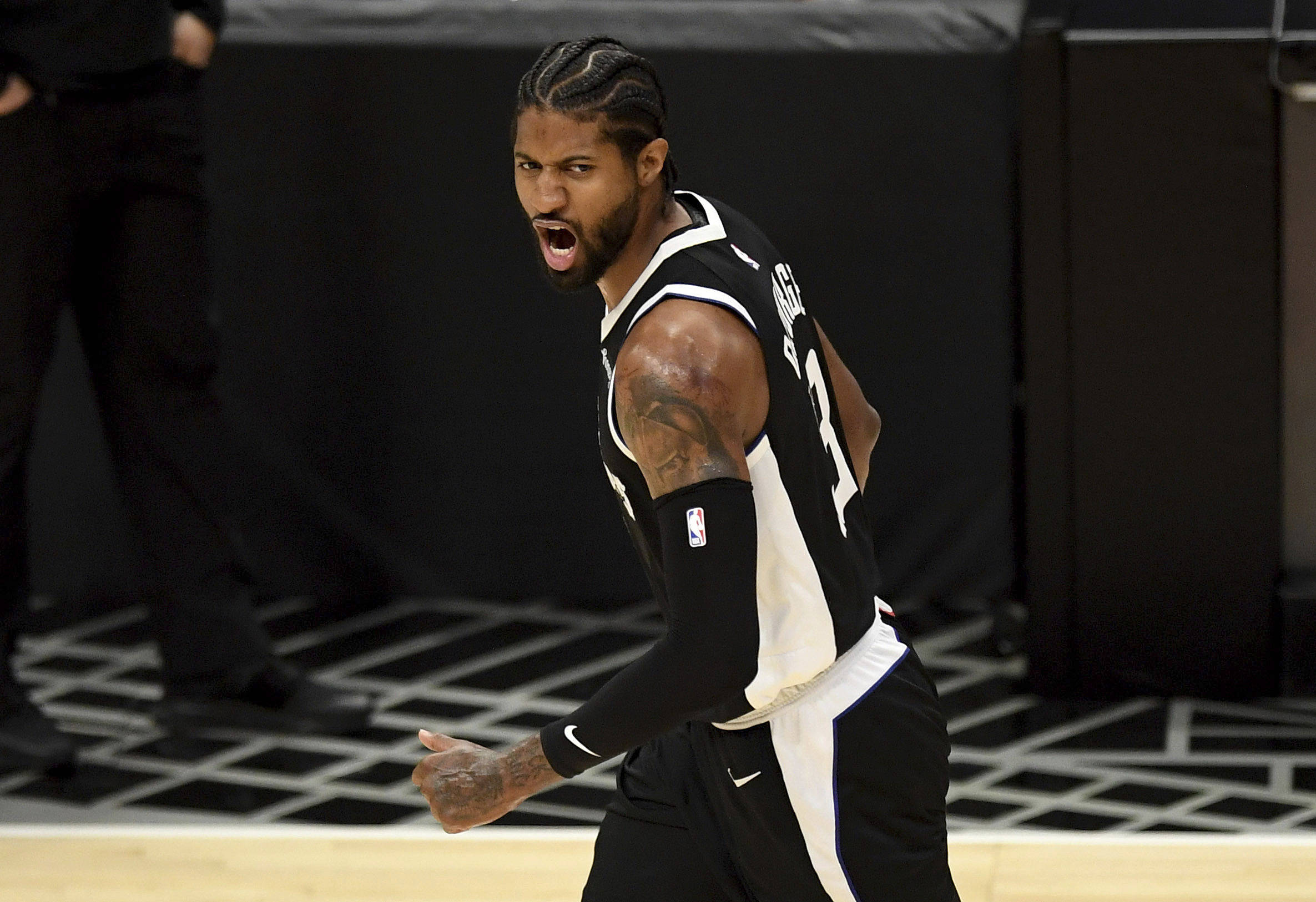 小伍第一次 小伍第一次