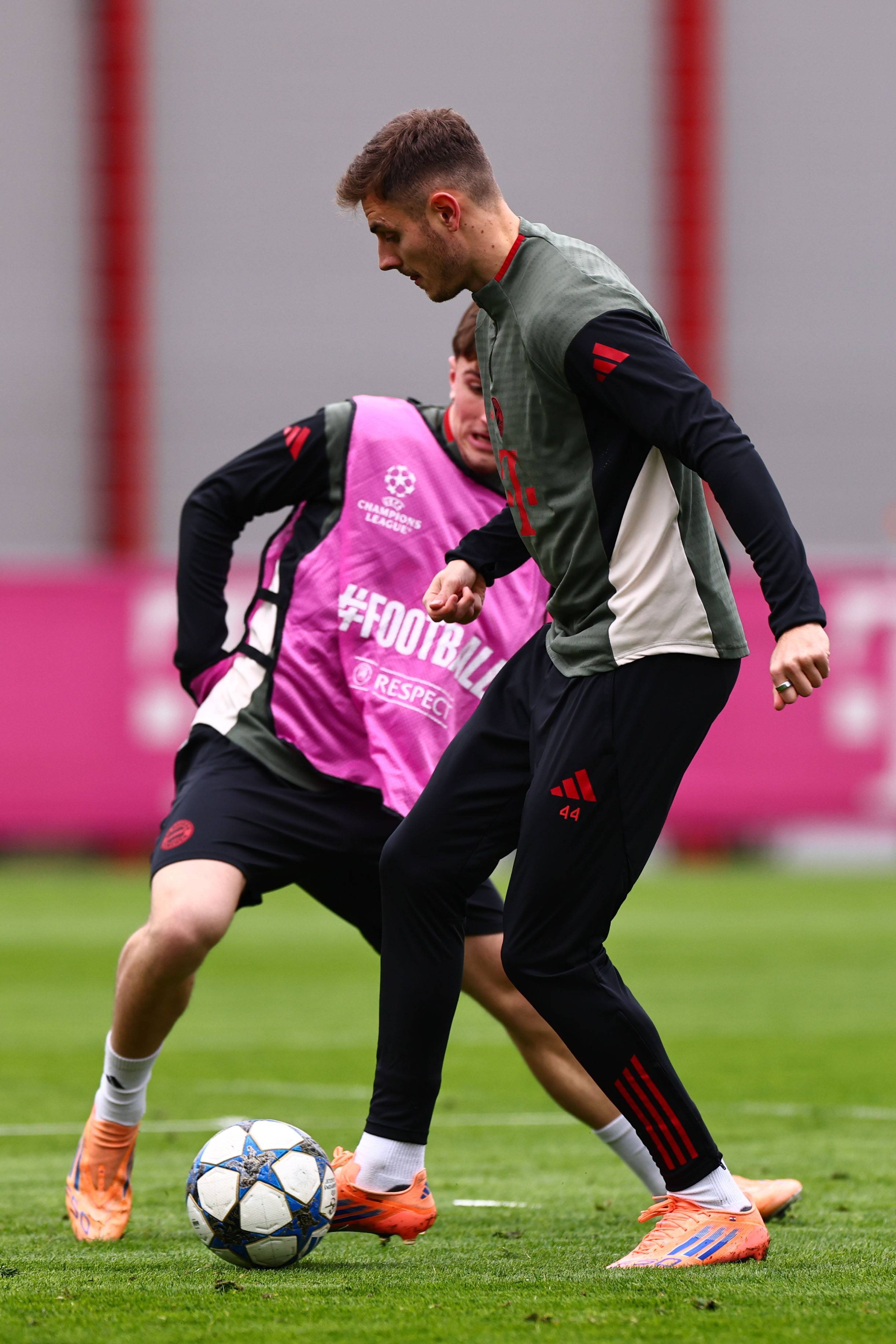 就竞技画像 就竞技画像